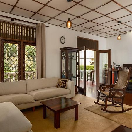 Surveyor'S Residence Bungalow Канди Экстерьер фото