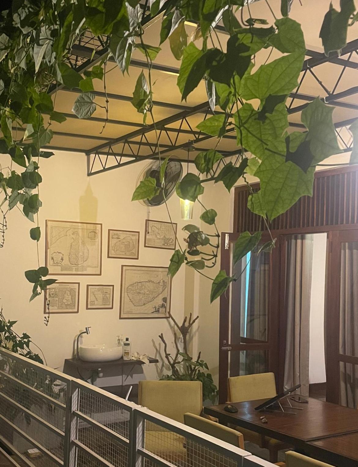 Surveyor'S Residence Bungalow Канди Экстерьер фото